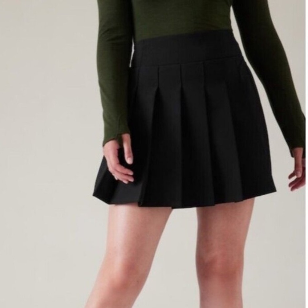 Brand New! Athleta Endless Pleated Skort